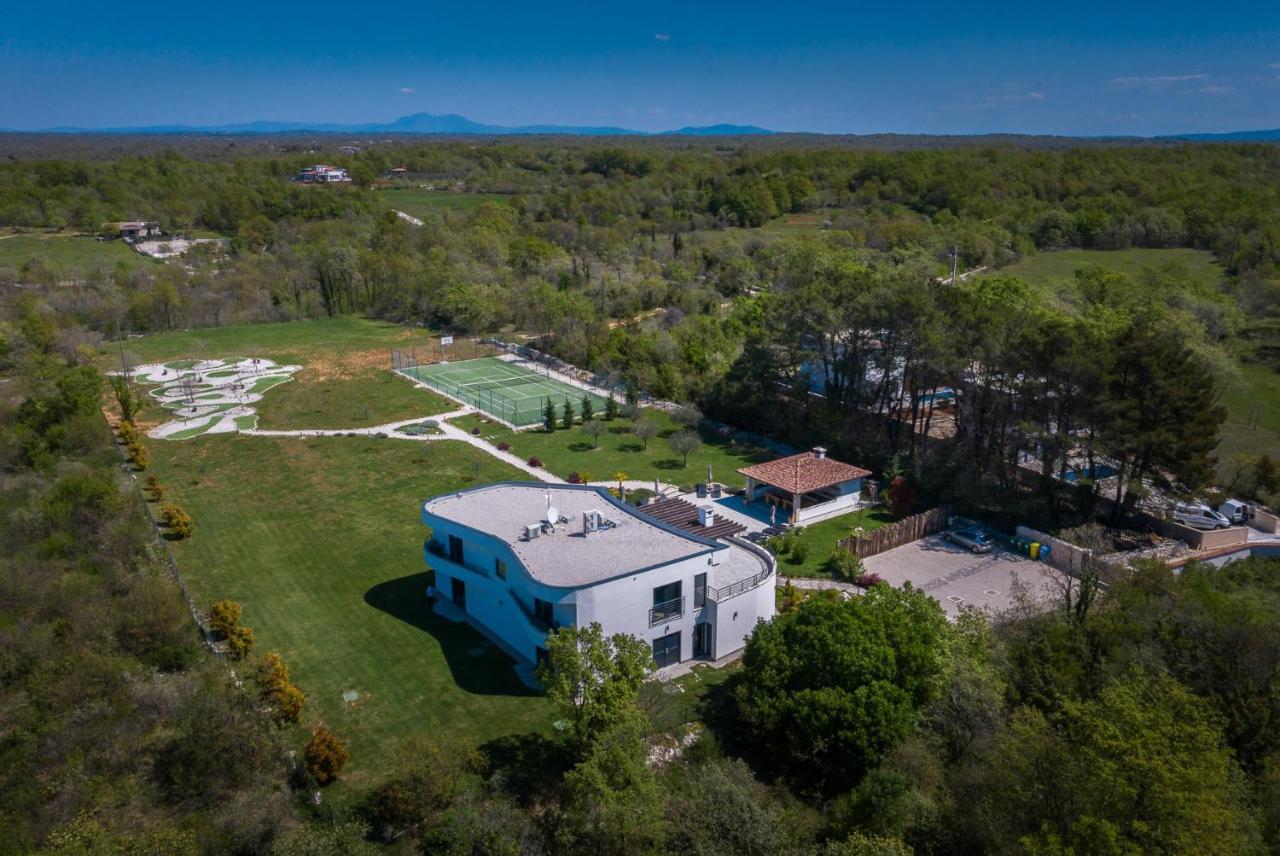 Villa Ladominika Juršići Esterno foto